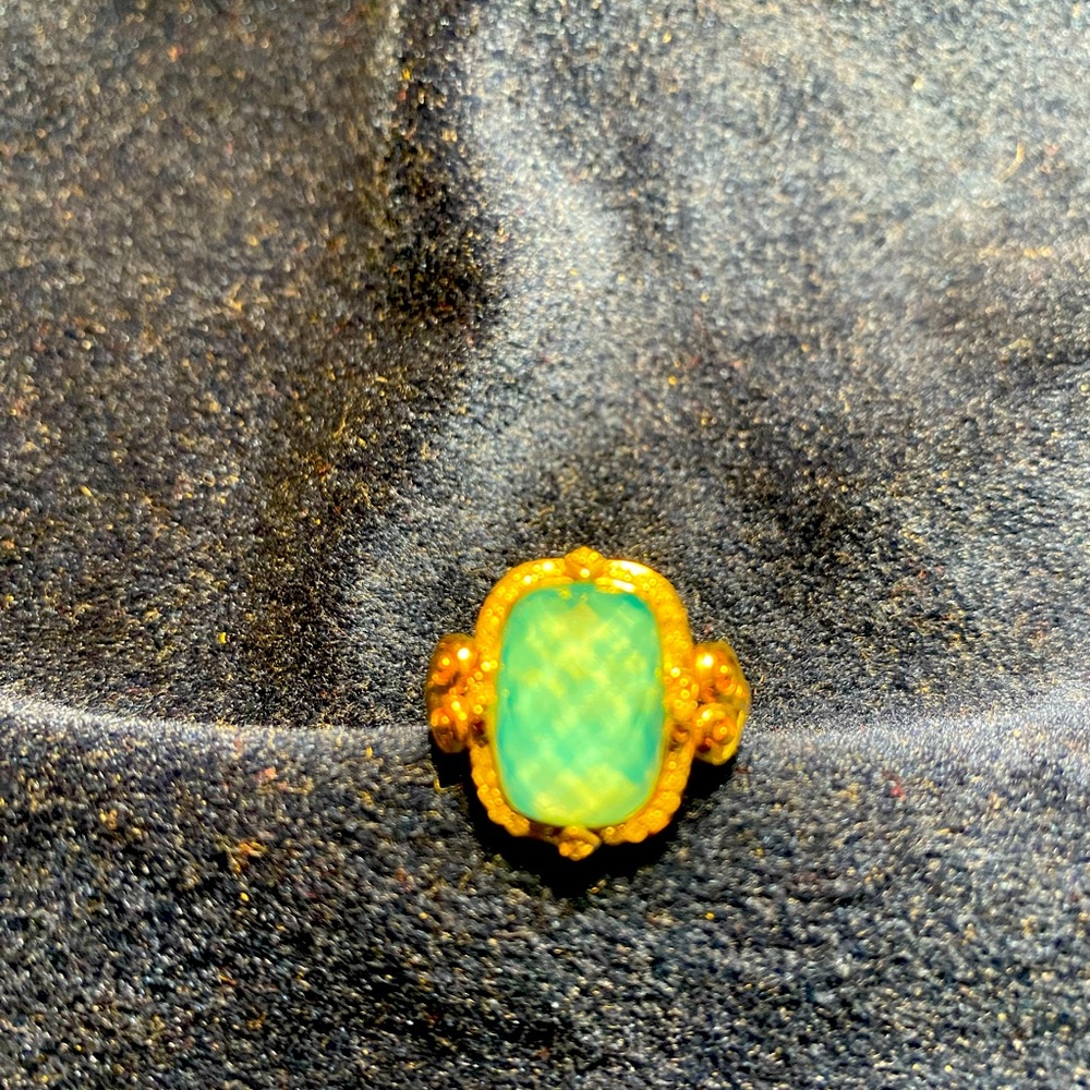 Women’s - Size 5, blue stone, 14k ring